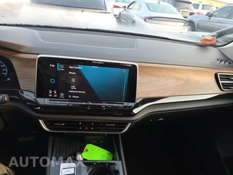 2025 Volkswagen Atlas 2.0T SE w/Technology - miniatura 17