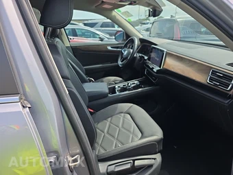 2025 Volkswagen Atlas 2.0T SE w/Technology - miniatura 14