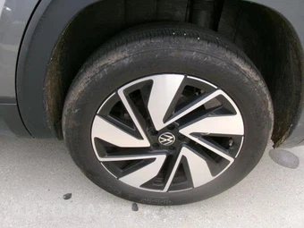 2025 Volkswagen Atlas 2.0T SE w/Technology - miniatura 18