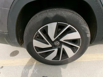 2025 Volkswagen Atlas 2.0T SE w/Technology - miniatura 23