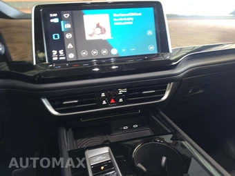 2025 Volkswagen Atlas 2.0T SE w/Technology - miniatura 10