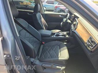 2025 Volkswagen Atlas 2.0T SE w/Technology - miniatura 8