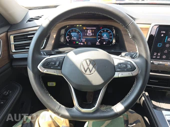 2025 Volkswagen Atlas 2.0T SE w/Technology - miniatura 16