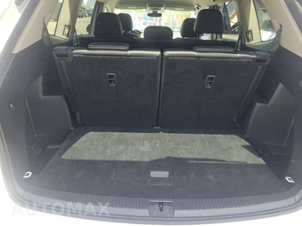 2025 Volkswagen Atlas 2.0T SE w/Technology - miniatura 17