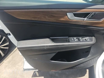 2025 Volkswagen Atlas 2.0T SE w/Technology - miniatura 9