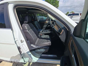 2025 Volkswagen Atlas 2.0T SE w/Technology - miniatura 16