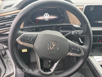 2025 Volkswagen Atlas 2.0T SE w/Technology - miniatura 10