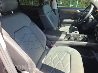 2025 Volkswagen Atlas 2.0T SE w/Technology - miniatura 8