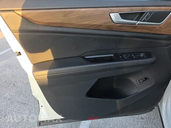 2025 Volkswagen Atlas 2.0T SE w/Technology - miniatura 15