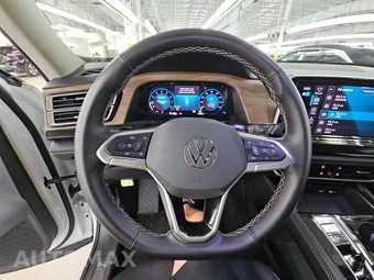 2025 Volkswagen Atlas 2.0T SE w/Technology - miniatura 10