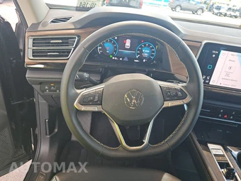 2025 Volkswagen Atlas 2.0T SE w/Technology - miniatura 10