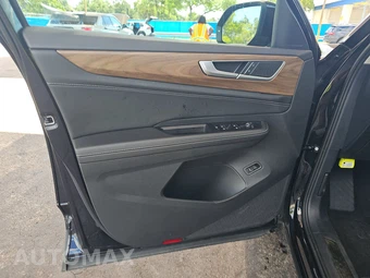 2025 Volkswagen Atlas 2.0T SE w/Technology - miniatura 9