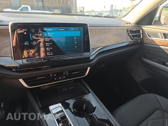 2025 Volkswagen Atlas 2.0T SE w/Technology - miniatura 17