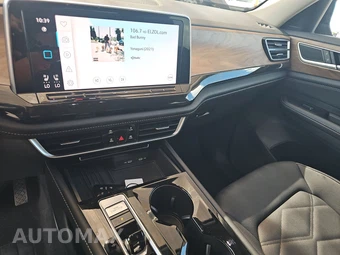 2025 Volkswagen Atlas 2.0T SE w/Technology - miniatura 11