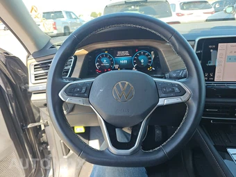 2025 Volkswagen Atlas 2.0T SE w/Technology - miniatura 16