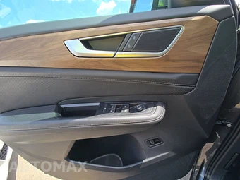 2025 Volkswagen Atlas 2.0T SE w/Technology - miniatura 9