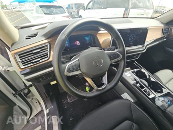2025 Volkswagen Atlas 2.0T SE w/Technology - miniatura 11