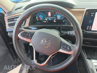 2025 Volkswagen Atlas 2.0T SE w/Technology - miniatura 10