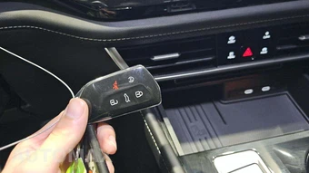 2025 Volkswagen Atlas 2.0T SE w/Technology - miniatura 25