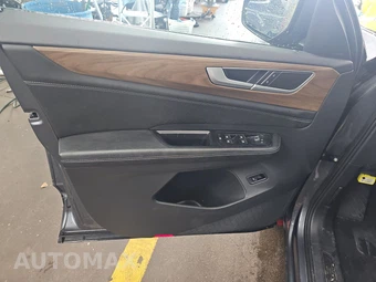 2025 Volkswagen Atlas 2.0T SE w/Technology - miniatura 9