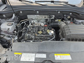 2025 Volkswagen Atlas 2.0T SE w/Technology - miniatura 16