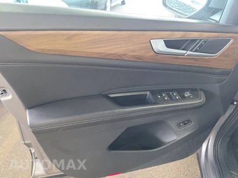 2025 Volkswagen Atlas 2.0T SE w/Technology - miniatura 15