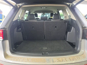 2025 Volkswagen Atlas 2.0T SE w/Technology - miniatura 23