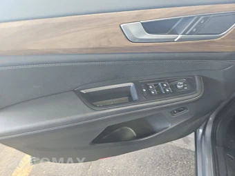 2025 Volkswagen Atlas 2.0T SE w/Technology - miniatura 9