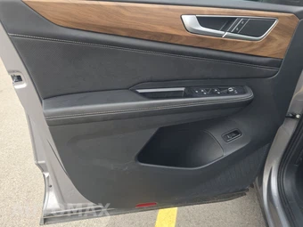 2025 Volkswagen Atlas 2.0T SE w/Technology - miniatura 9