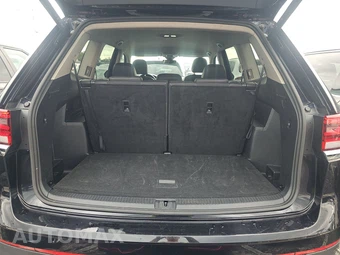 2025 Volkswagen Atlas 2.0T SE w/Technology - miniatura 17