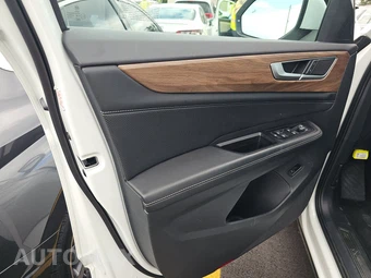 2025 Volkswagen Atlas 2.0T SE w/Technology - miniatura 9