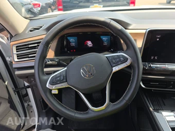 2025 Volkswagen Atlas 2.0T SE w/Technology - miniatura 10