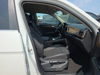 2025 Volkswagen Atlas 2.0T SE w/Technology - miniatura 8