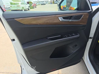 2025 Volkswagen Atlas 2.0T SE w/Technology - miniatura 15