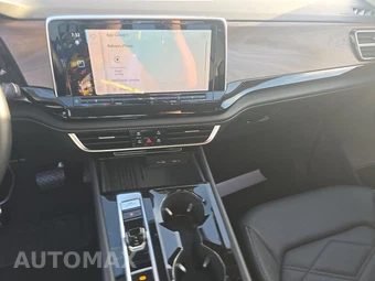 2025 Volkswagen Atlas 2.0T SE w/Technology - miniatura 11