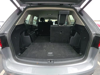 2025 Volkswagen Atlas 2.0T SE w/Technology - miniatura 17