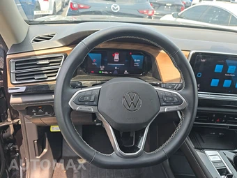 2025 Volkswagen Atlas 2.0T SE w/Technology - miniatura 10