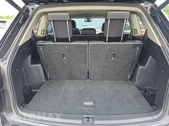 2025 Volkswagen Atlas 2.0T SE w/Technology - miniatura 17