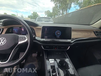 2025 Volkswagen Atlas 2.0T SE w/Technology - miniatura 11