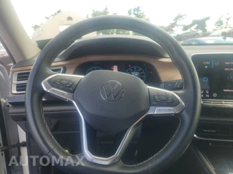 2025 Volkswagen Atlas 2.0T SE w/Technology - miniatura 10