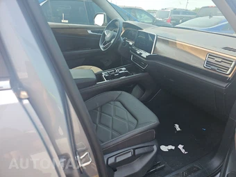 2025 Volkswagen Atlas 2.0T SE w/Technology - miniatura 8