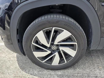 2025 Volkswagen Atlas 2.0T SE w/Technology - miniatura 20