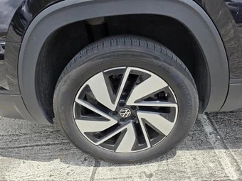 2025 Volkswagen Atlas 2.0T SE w/Technology - miniatura 29