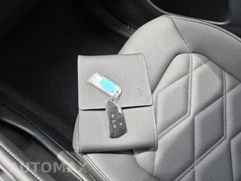 2025 Volkswagen Atlas 2.0T SE w/Technology - miniatura 8