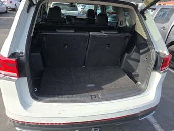 2025 Volkswagen Atlas 2.0T SE w/Technology - miniatura 18