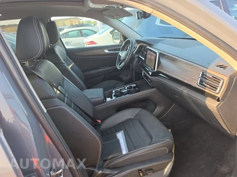 2025 Volkswagen Atlas 2.0T SEL - miniatura 8