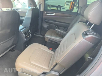 2025 Volkswagen Atlas 2.0T SEL - miniatura 13
