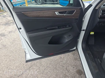 2025 Volkswagen Atlas 2.0T SEL - miniatura 9