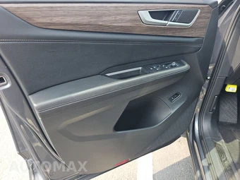 2025 Volkswagen Atlas 2.0T SEL - miniatura 9