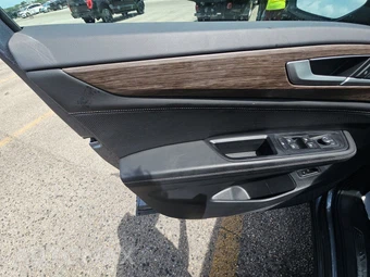 2025 Volkswagen Atlas 2.0T SEL - miniatura 9